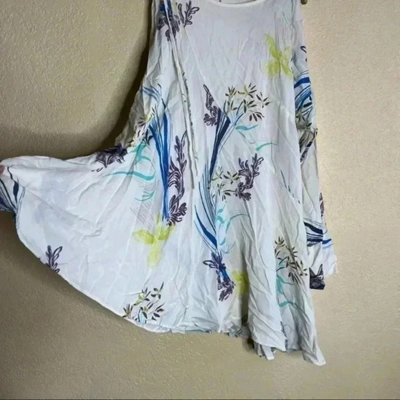 Free people white floral tunic top clear skies ivory cold shoulder flare… - Picture 4 of 12